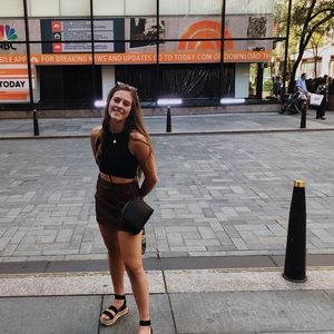 Meet your Posher, Julia